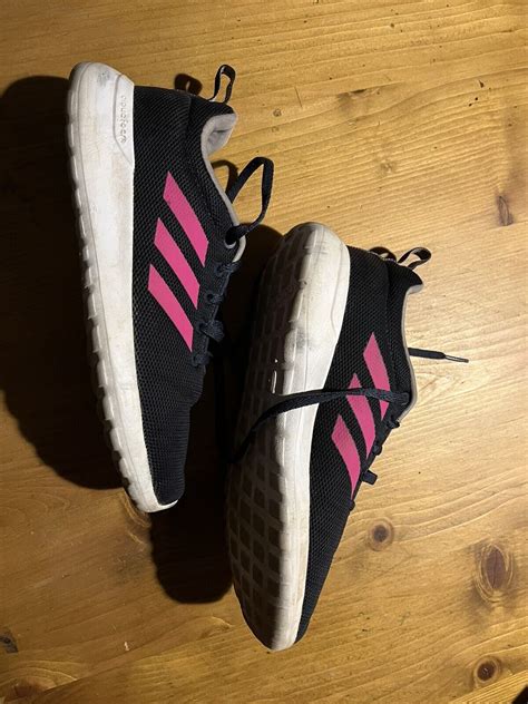 adidas trainers size 5